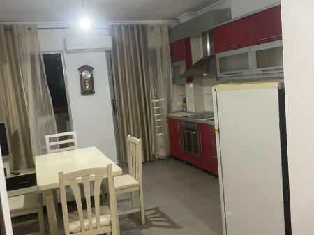  Appartamento 2+1 in Affitto – Comune di Parigi (Crystal Center)