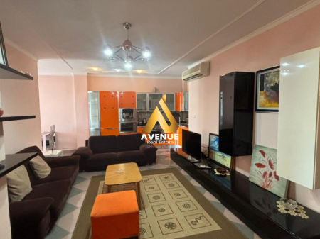 JEPET ME QIRA APARTAMENT 2+1 NË BLLOK, RRUGA NIKOLLA TUPE