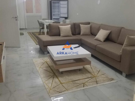 AFFITTASI APPARTAMENTO 2+1+BALCONE+CORTILE "ALLE VILLE TEDESCHE" 800 EURO