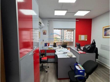 Affitto, Locale per Uffici,Blocco,Tirana