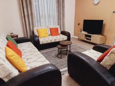 Affittasi casa privata 1+1+veranda  a Ali Dem!