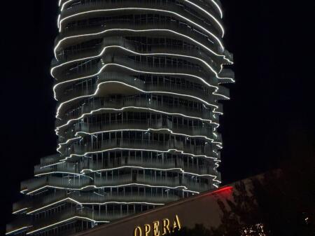 In vendita, Appartamento 2+1+2 – Tirana’s Rock, Centro