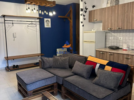JEPET ME QERA APARTAMENT 1+1+BALLKON "KOPSHTI BOTANIK" 600 EURO