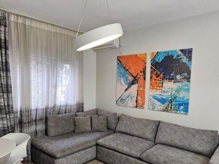 Appartamento Moderno 1+1 in Affitto a “9-Katëshet”, Tirana – Completamente Arredato