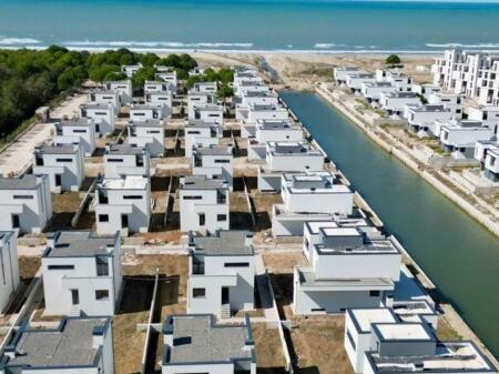 Luxury Villa for Sale | Turquoise Marina, Lalëz Bay