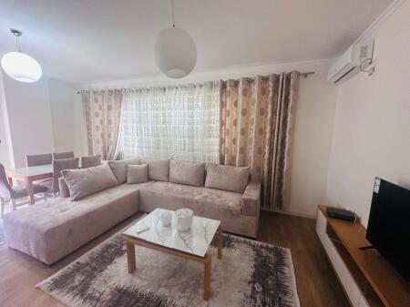 2+1,i mobiluar te oda lounge ,5 maji cmimi 550 mije leke
