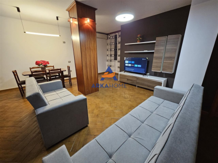 JEPET ME QERA APARTAMENT 3+1+BALLKON "RRUGA DRITAN HOXHA,LAPRAKE" 80000 LEKE