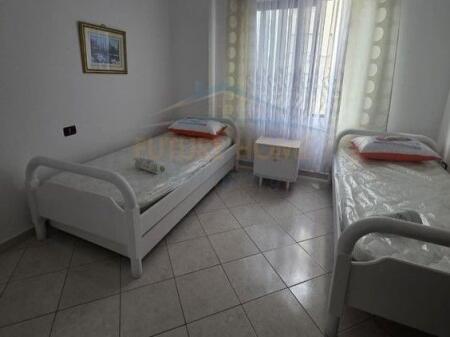Affittasi appartamento 2+1+2, Astir