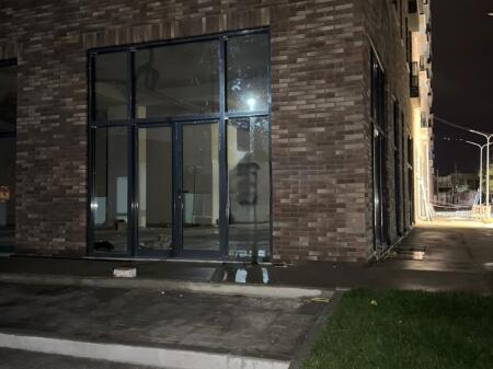 NEGOZIO IN AFFITTO 240 M2 5 MAGGIO 4000 EURO
