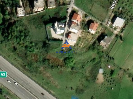 TERRENO IN VENDITA 8.000 M² "SAUK, TIRANA – LATO AUTOSTRADA TR–TEG" 9.000.000 EURO