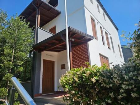VILLA IN AFFITTO VICINO A TEG