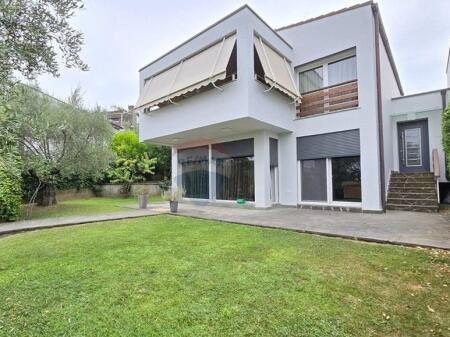 Affittasi VILLA - Long Hill Residence (530191006-1104)