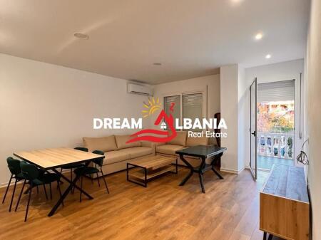 Appartamento 2+1+2 in vendita vicino a Piazza dell'Indipendenza a Vlora (ID 41211417)