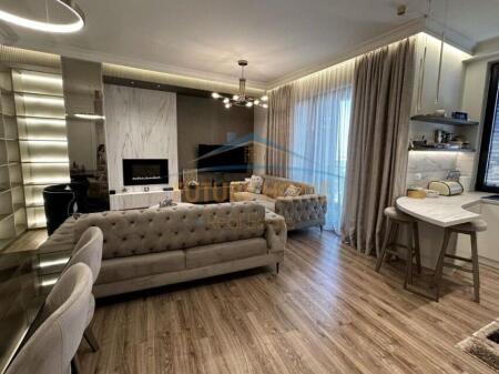 Affitto, Appartamento 2+1+2+Parcheggio, Park Gate, Via Elbasan, Tirana.