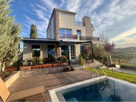Affittasi - Villa a Farke (530571001-213)