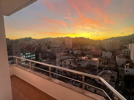  SHITET APARTAMENT 2+1 + 3 BALKONE POLICIA DURRES