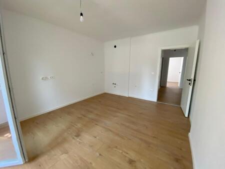 Vendesi in vendita Appartamento 2+1+2 a Don Bosko! 138.000 €