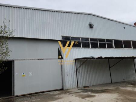 SI AFFITTA CAPANNONE 600 M2 A KAMEZ 2.300 EURO