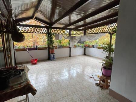  SHITET APARTAMENT 2+1+1 ME VERANDË – Florida, Plazh Durrës