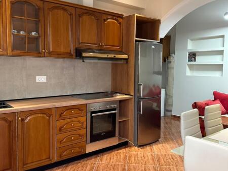 Near 5 Maj, a 1+1 apartment is for rent