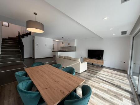 3-storey villa for rent in Fare residence near TEG