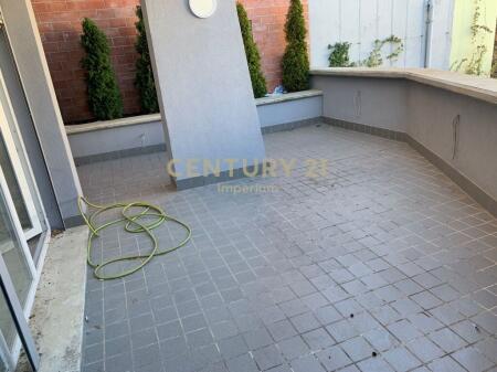We offer a Duplex for sale near the Botanical Zoological Garden! 250,000 €