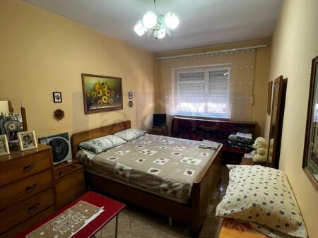 A 1+1 apartment is for rent on Kosovareve Street.