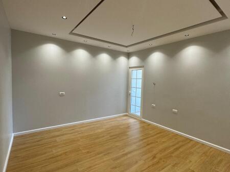 Shitet Apartament, 3+1+2+ post parkimi, rr. Dalip Topi