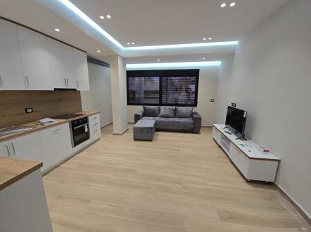 JEPET ME QERA SUPER APARTAMENT 1+1 NE KENETE DURRES