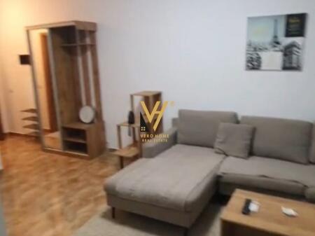 APPARTAMENTO 1+1+VERANDA IN AFFITTO A KOMUNA PARISIT 65.000 LEKE