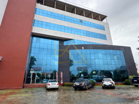 In Affitto – Locale Commerciale, Kamëz, Tirana