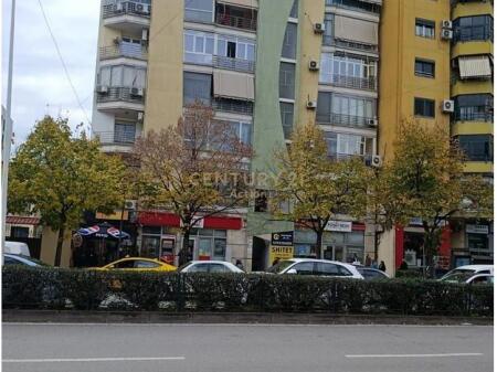  Shitet Apartament/Ambient Biznesi 103 m² – 2+1 – Super Lokacion (21 Dhjetori) 