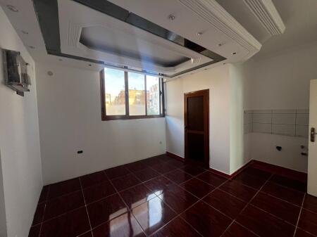 Business Premises for Annual Rent Vlore