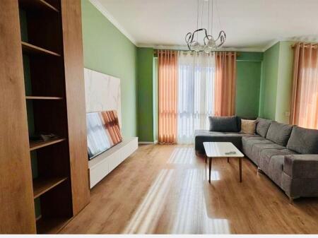apartment 2+1+2 bathrooms+ parking space in Myslym Shyr!