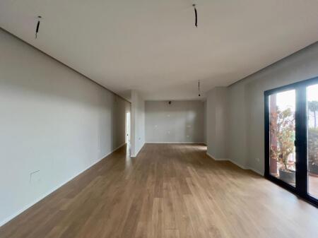 AFFITTIAMO AMBIENTE PER UFFICI PRESSO GARDEN BUILDING !
