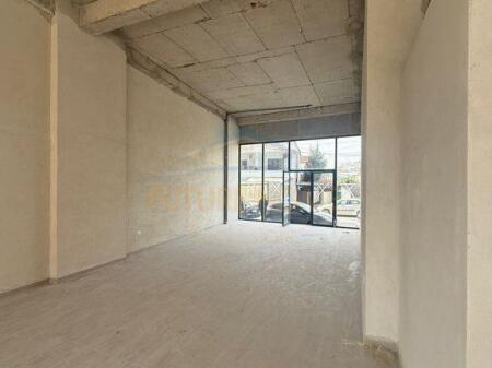 Locale Commerciale in Affitto – Jordan Misja, Tirana