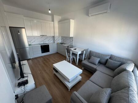 Jepet me qira apartament 1+1  Adresa: Ali Demi, Kompleksi Kaimi