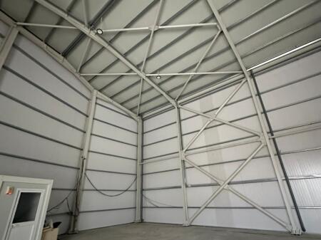 MAGAZZINO 760M2 IN AFFITTO A PRUSH
