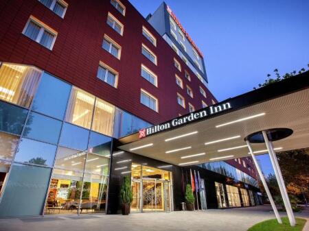 For rent, office space at Hilton Garden Inn, Gjergj Fishta Boulevard.