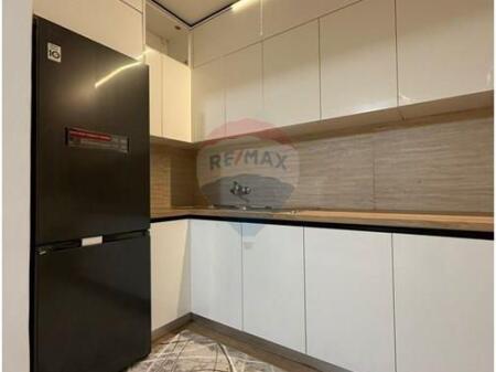 Shitet Apartament 2+1 tek Rruga Ali Demi