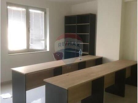 Locale per ufficio in affitto nel Centro!
