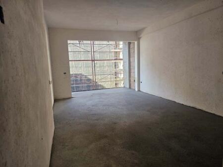 Appartamento 2+1+2 in vendita vicino a Globe, Riverside Residence