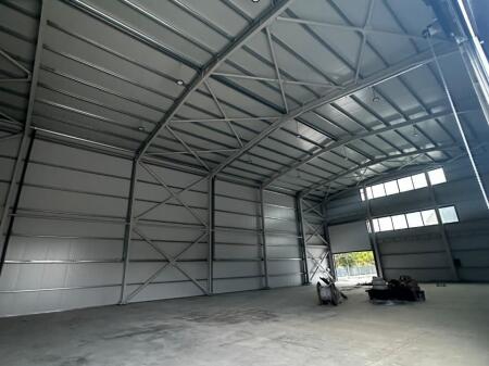  Capannone industriale di 760 m² in affitto – Prush 