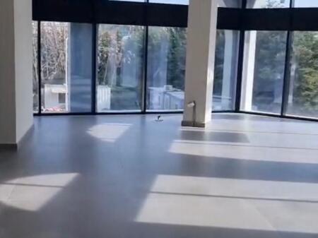 UFFICIO IN AFFITTO 177 M2 EX CAMPO DI AVIAZIONE 2150 EURO FH-51511