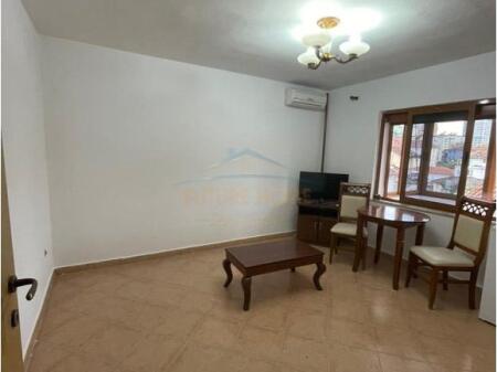 In vendita, Appartamento 1+1, Via Elbasan, Tirana