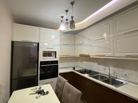 Affitto, Appartamento 1+1, Selvia, Tirana.