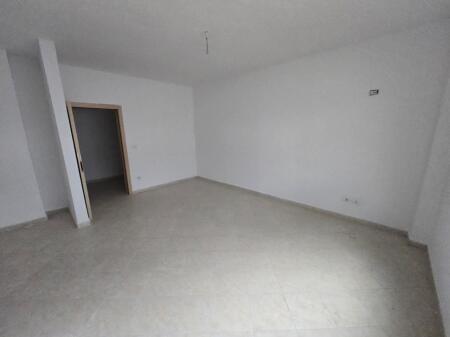 Apartment 2+1+2Blk for sale in Fresk