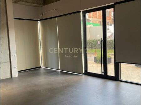 Shitet ambient komercial – open space 414,000 €