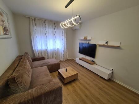 APPARTAMENTO 1+1 VICINO A VIA KAVAJA! 800 € /Mese