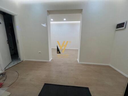 AFFITTASI NEGOZIO 35 M2 A KOMUNA E PARISIT 65.000 LEKE